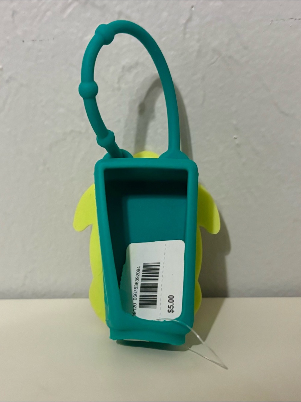 Bath & Body Works Turtle Pocketbac Sanitizer Holder - Picture 2 of 2